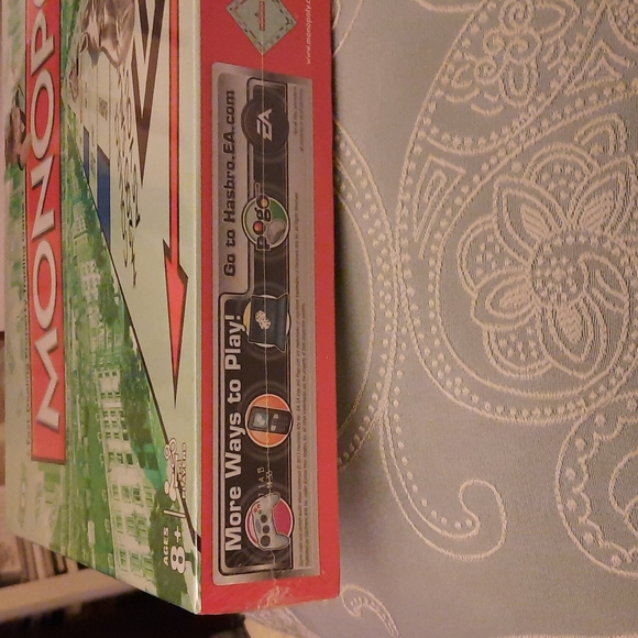 COPY - 2013 Monopoly with Cat and Speed die - Picture 2 of 5